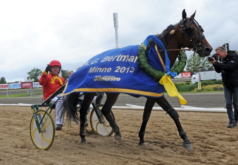 formstall segrar