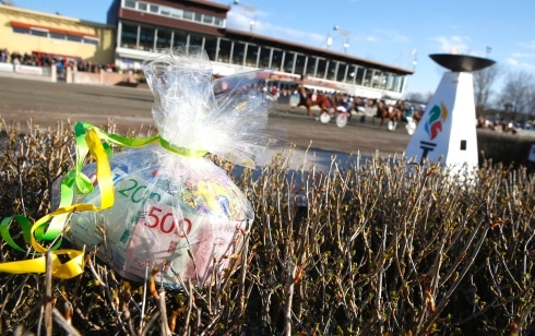 romme fixade miljoner