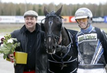 Inför V75: Henrik kan förlora sin stjärnhäst stjarnhast