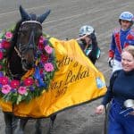 Inför V86: Laura Myllymaa har fått en rivstart Laura Myllymaa har fått en rivstart som färsk proffstränare. Efter V75-segern med Othala på Nyårsafton bjuder hon på en ny vinnare i V86-jackpoten.