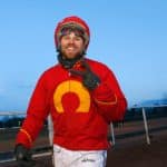 Eftersnack V75 Mantorp: Adrian Kolgjini tog en stalldubbel Adrian Kolgjini tog en stalldubbel