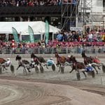 Gladaste poliserna på Solvalla? Gladaste poliserna på Solvalla?