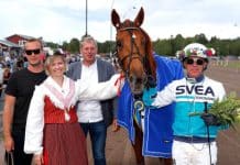 Rödluvan på topp igen i Breeders-försöken Rödluvan på topp igen i Breeders-försöken