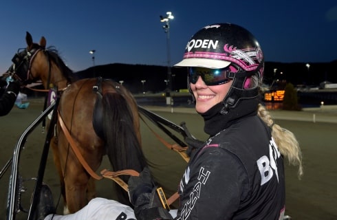 Inför V75: Fem chanser på V75 för Hanna Olofsson