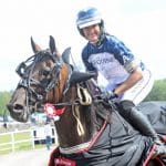 Inför V75 (dubbeljackpot): Sofia byter sjuksängen mot trippla chanser till SM-guld Inför V75® (dubbeljackpot): Sofia byter sjuksängen mot trippla chanser till SM-guld