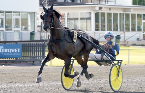 presentation elitloppet 2022 försök 2