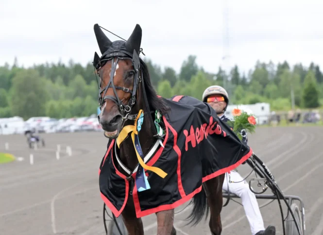 kaffeachampagne segerdefilerar 1440x1046 jpg