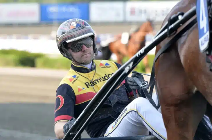 mats e djuse i sulky 1440x953 jpg