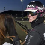 Inför V85 GÄVLE (skärtorsdagen): Olofsson inleder Spring Race med formstark duo hanna olofsson glad bakom la norna jpg