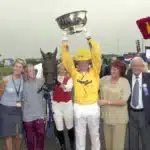 Hambletonian lämnar Meadowlands scarlet knight 1440x945 jpg