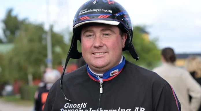 Inför V85 SOLVALLA (söndag): Betygsätter stallets 18 kvalhästar oskar florhed 3 1440x810 jpg