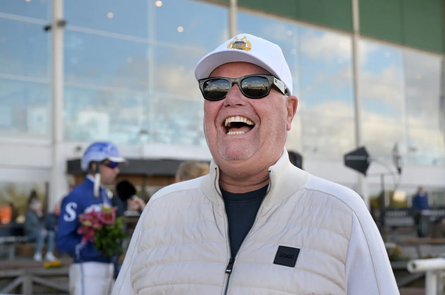 roger walmann glad efter segern med dixon face 1440x954 jpg