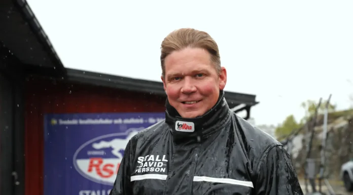 Inför V85 BJERKE: Baron Tilly kommer att tävla barfota runt om david persson pa stallbacken 1440x960 jpg